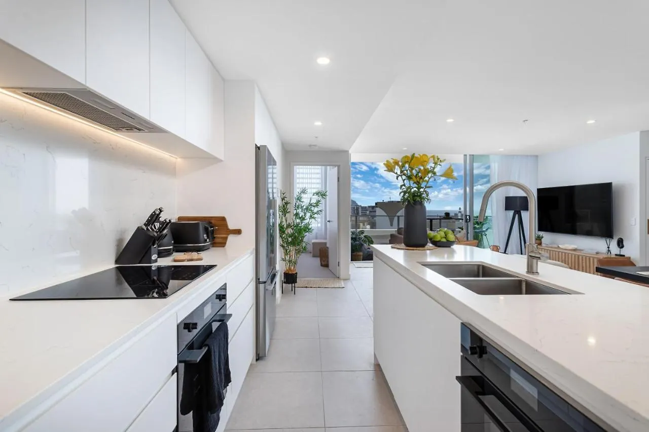 Apartment Seaview Luxury Palm Beach Gold Coast Australia